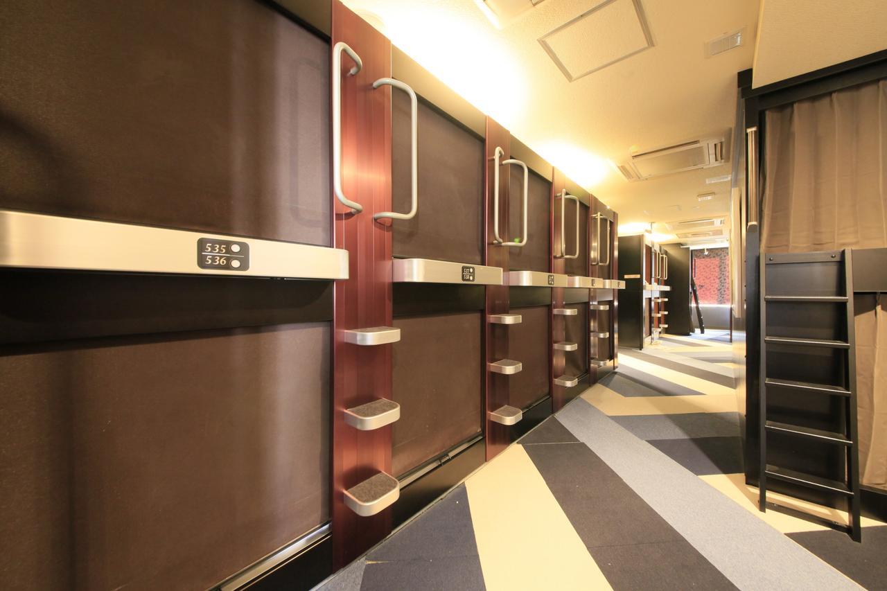 Ueno Station Hostel Oriental 1 Male Only Токіо Екстер'єр фото