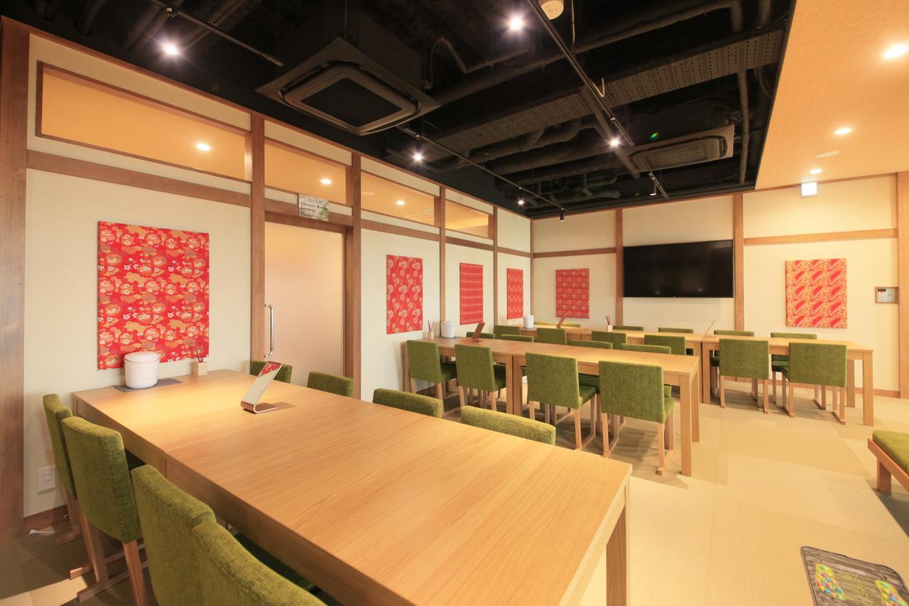 Ueno Station Hostel Oriental 1 Male Only Токіо Екстер'єр фото